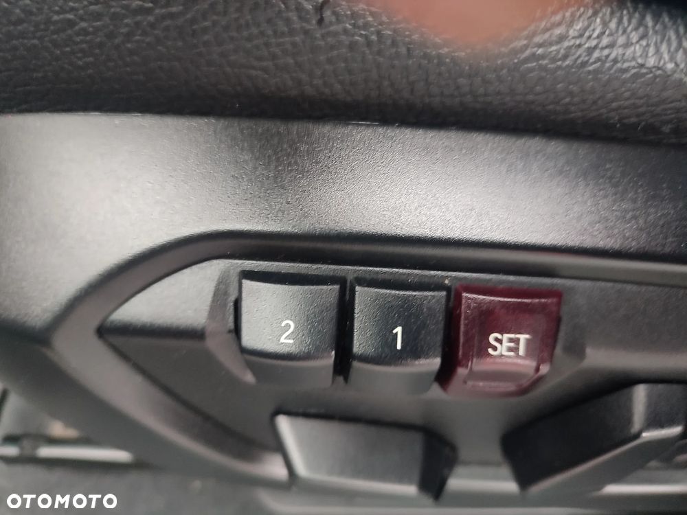 BMW X3 28i xDrive - 10