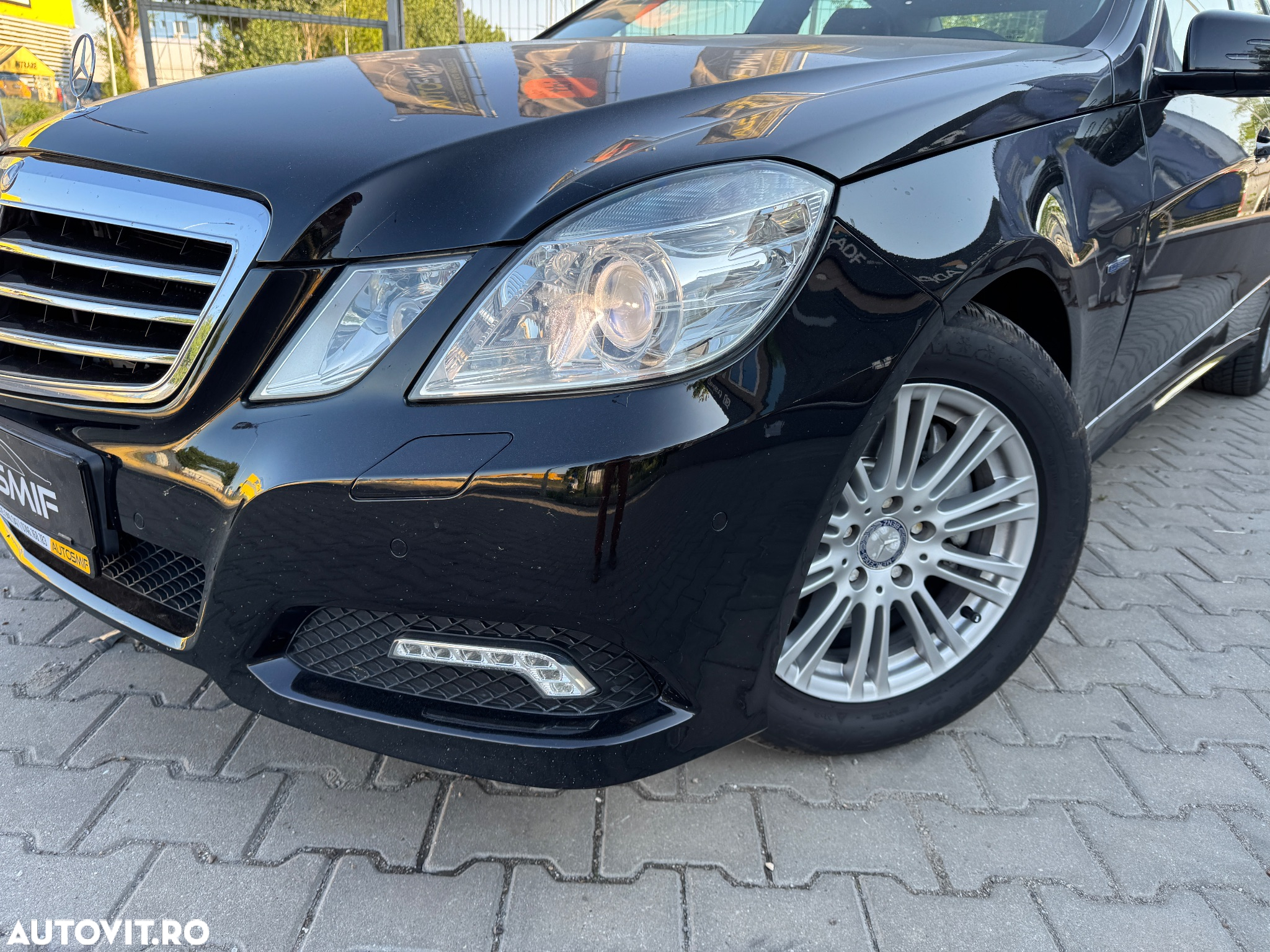 Mercedes-Benz E - 32