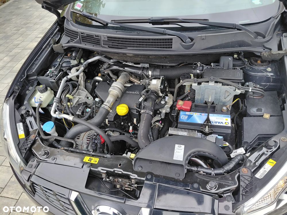 Nissan Qashqai - 25
