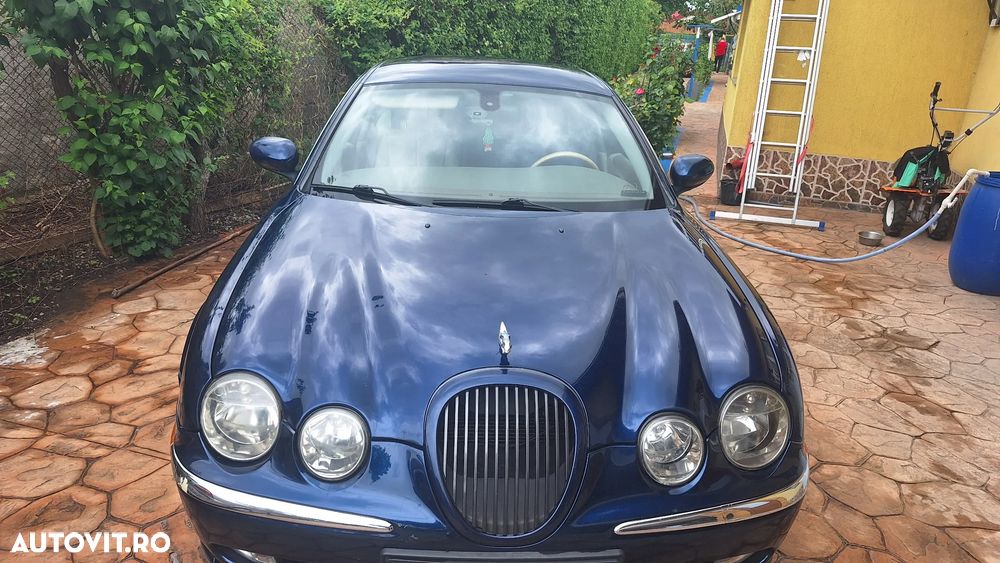 Jaguar S-Type - 2