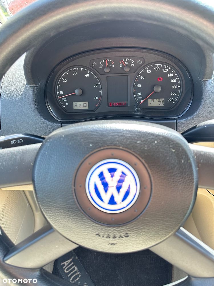 Volkswagen Polo 1.4 16V Highline - 17