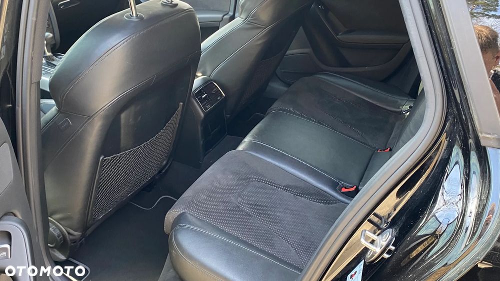 Audi A4 Avant 3.0 TDI clean diesel Quattro S tronic - 13