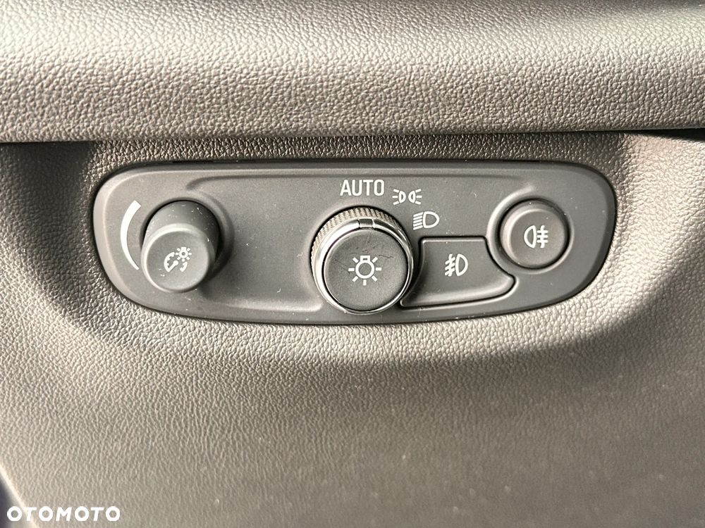 Opel Insignia 1.6 CDTI Innovation S&S Eco - 16