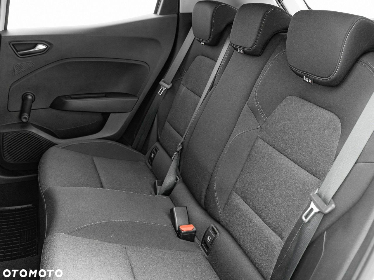 Renault Clio 1.0 TCe Equilibre - 16