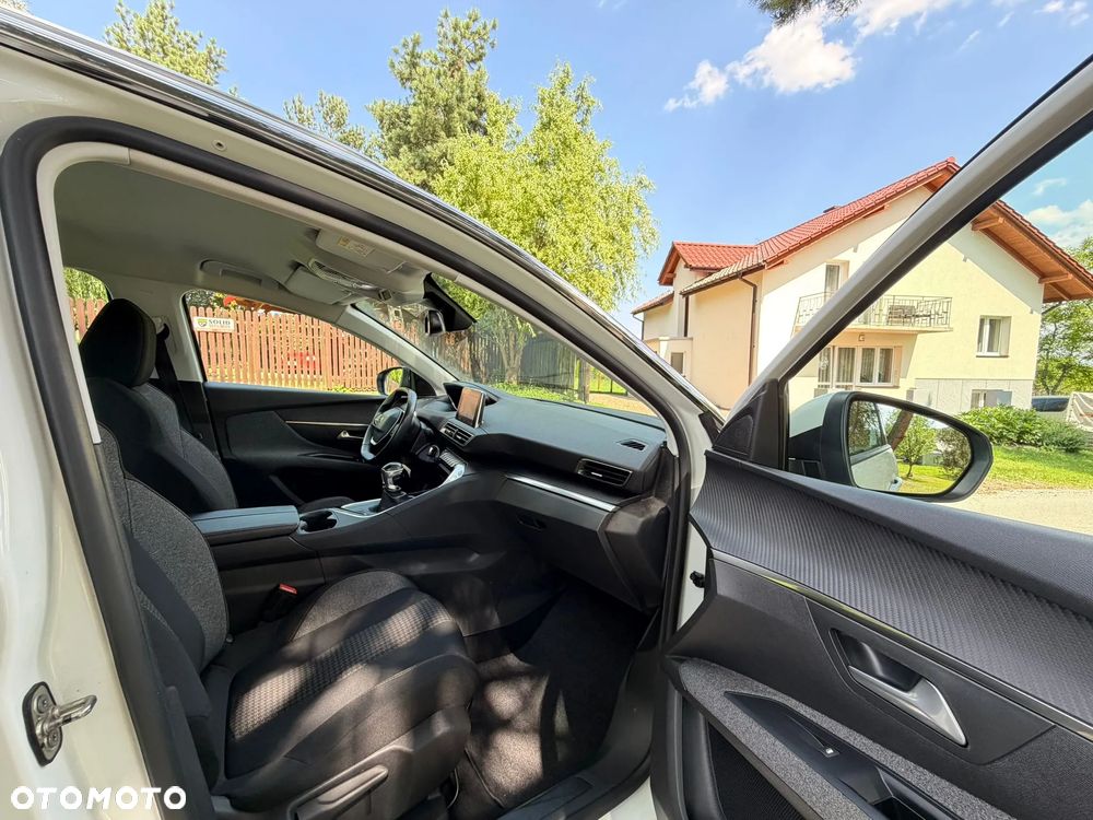 Peugeot 5008 PureTech 130 Allure - 24