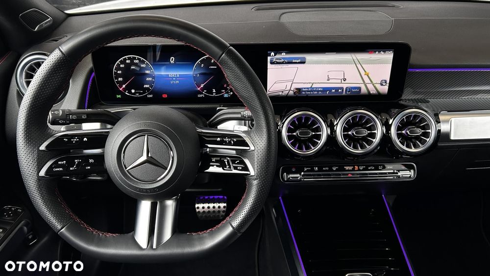 Mercedes-Benz GLB 200 d 4-Matic AMG Line 8G-DCT - 15