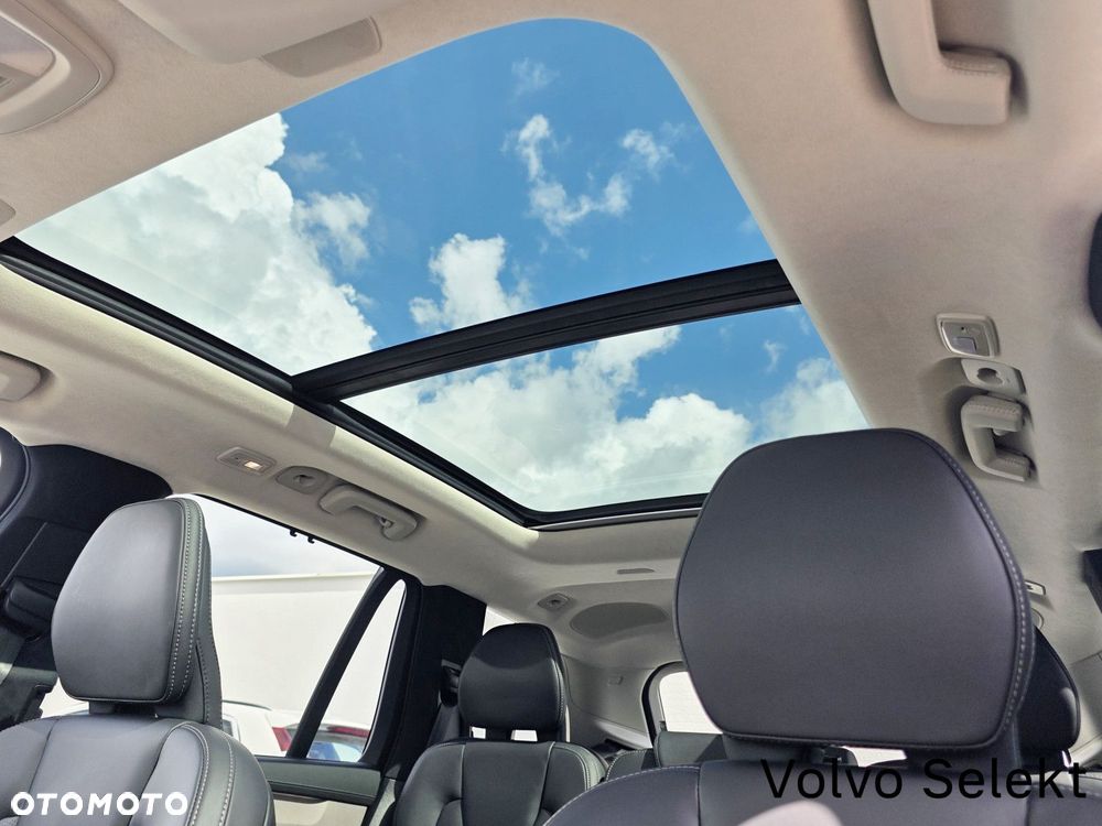 Volvo XC 90 - 39