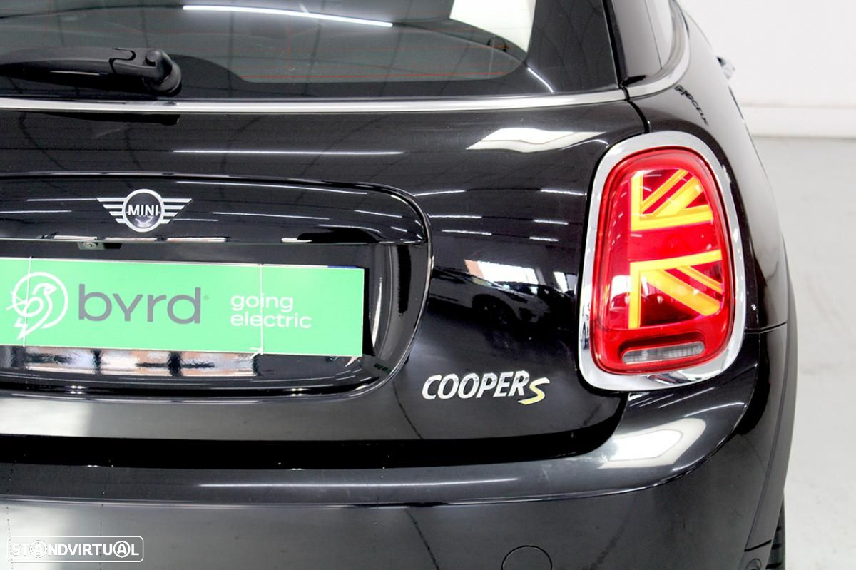 MINI 3 Portas Cooper SE Camden Edition - 6