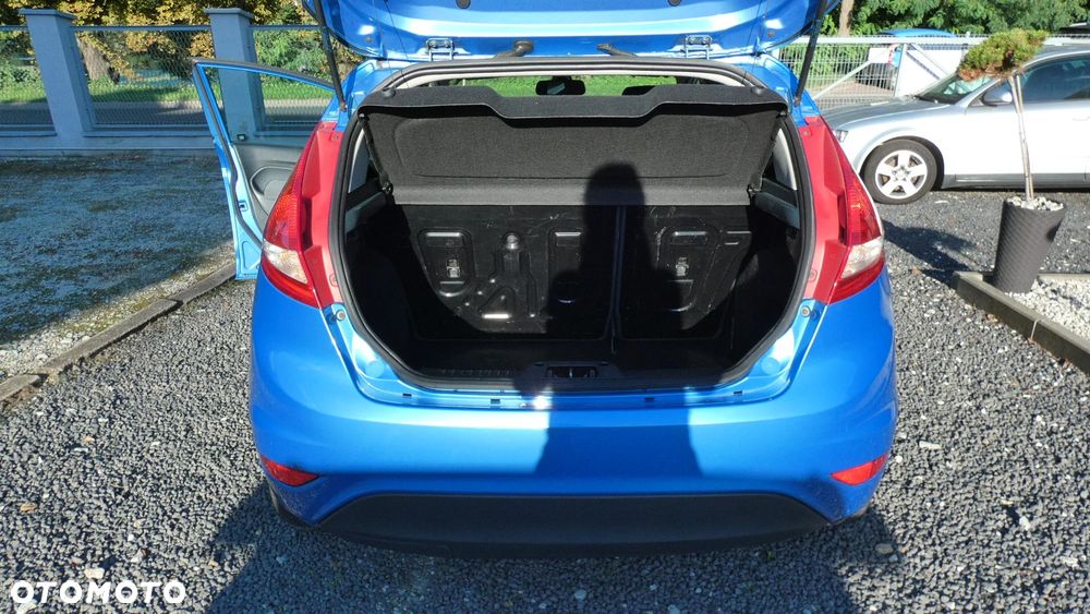 Ford Fiesta 1.25 Ambiente - 27