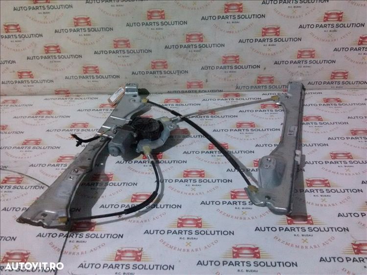 macara geam usa dreapta spate renault clio 3 an fabr. 2011 - 1