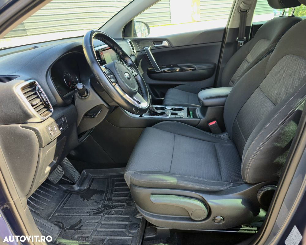 Kia Sportage 1.6 DSL MHEV 7DCT HP 4x2 Business Line - 6