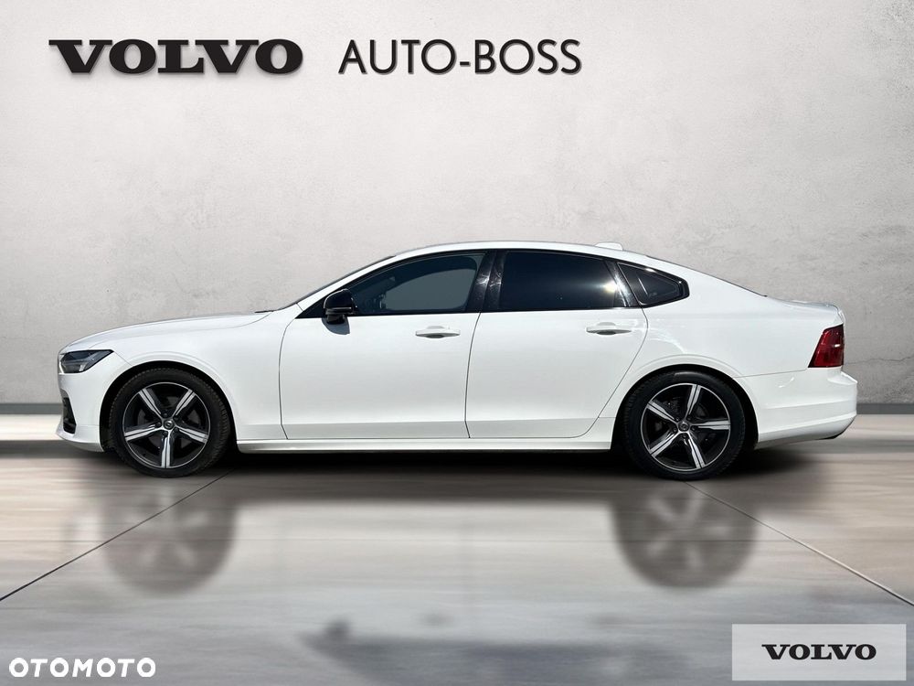 Volvo S90 - 2