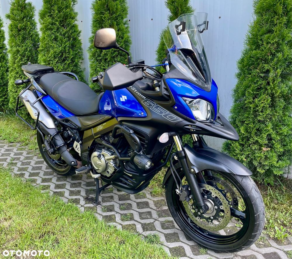 Suzuki V-STROM - 24