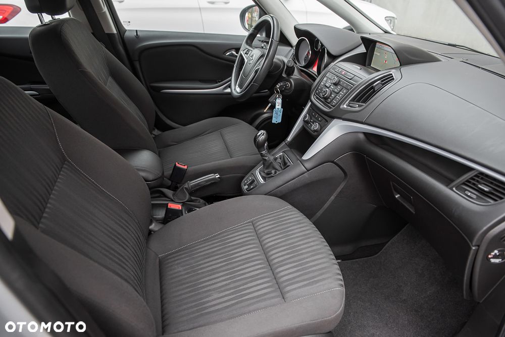 Opel Zafira - 31