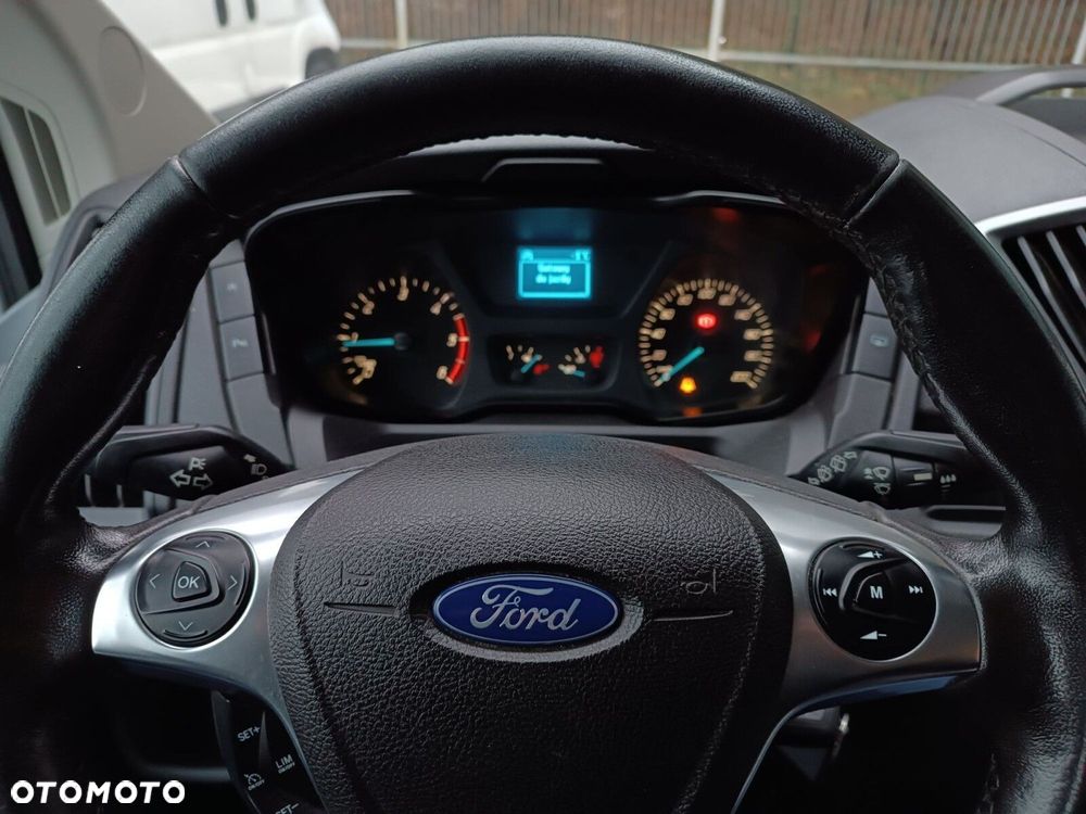 Ford Transit - 13