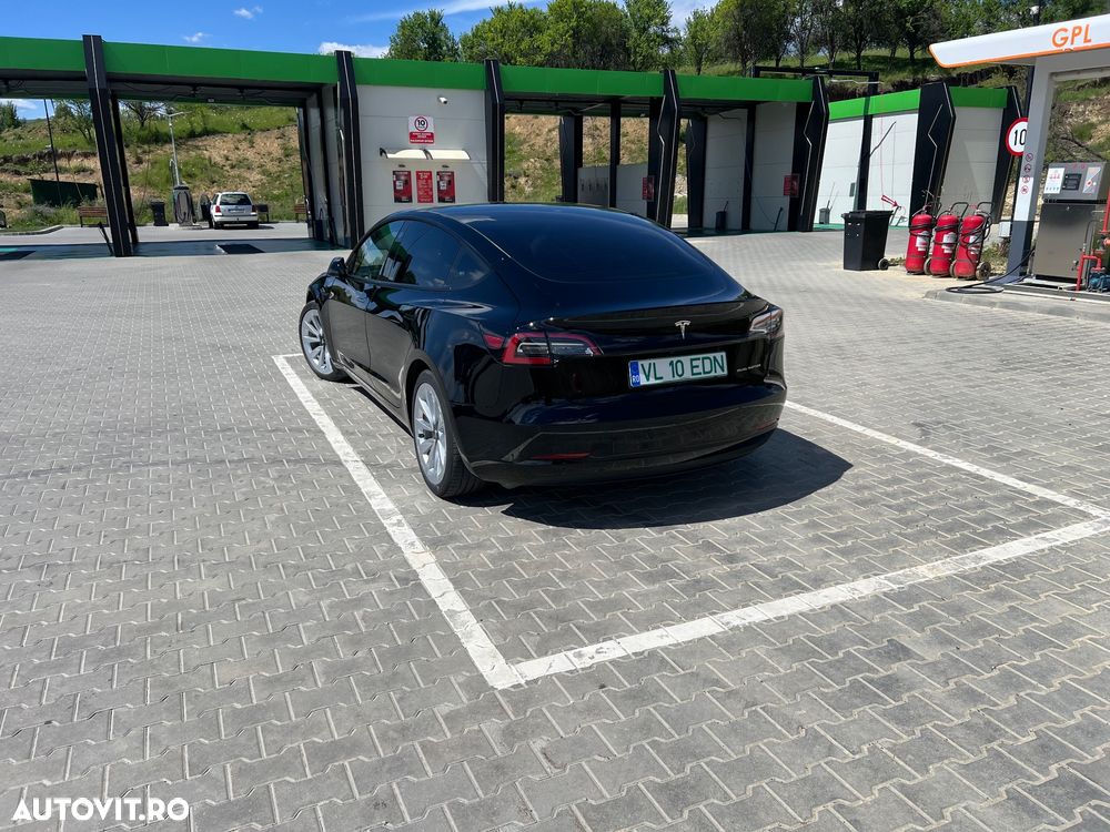 Tesla Model 3 Long Range - 6