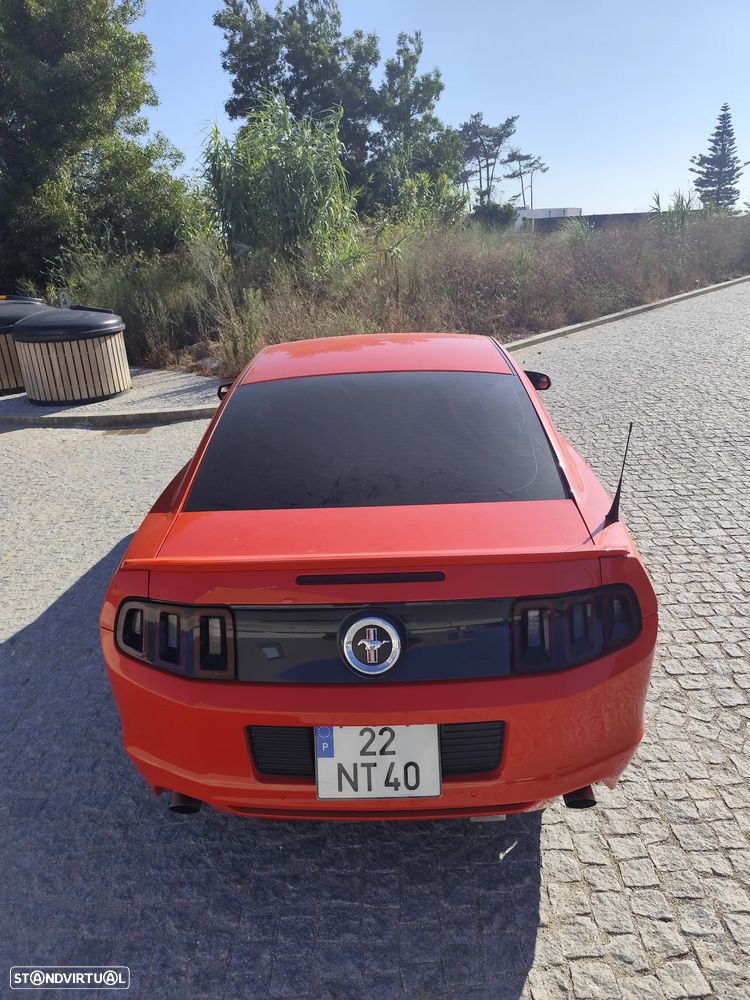 Ford Mustang - 7