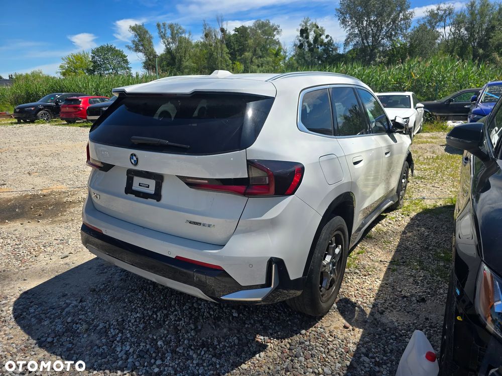 BMW X1 - 4