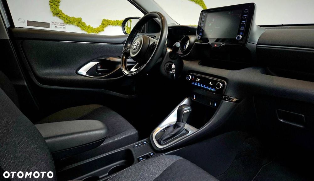 Toyota Yaris - 8