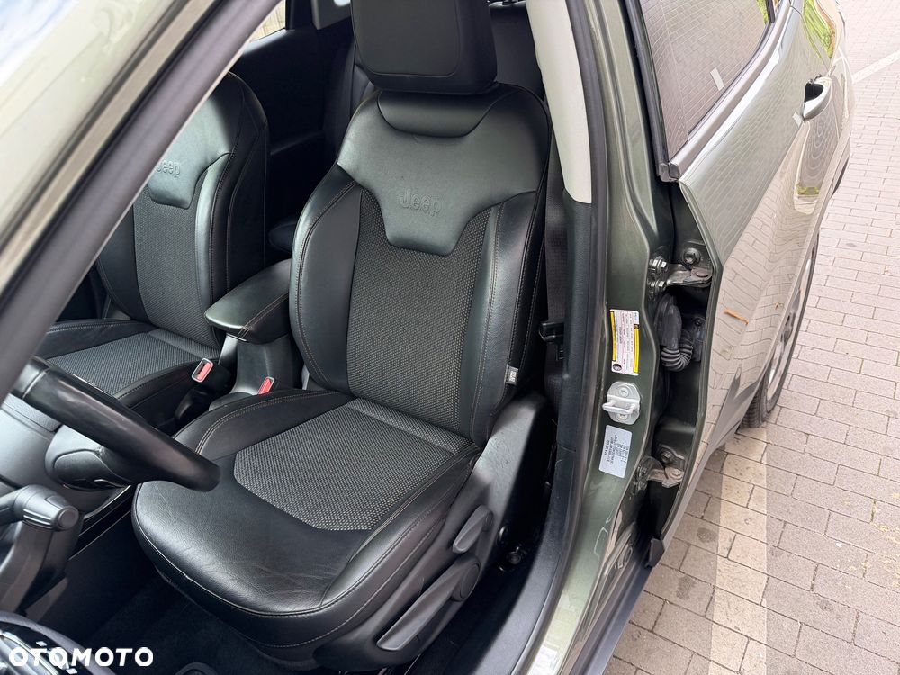 Jeep Compass 1.4 TMair Limited 4WD S&S - 27