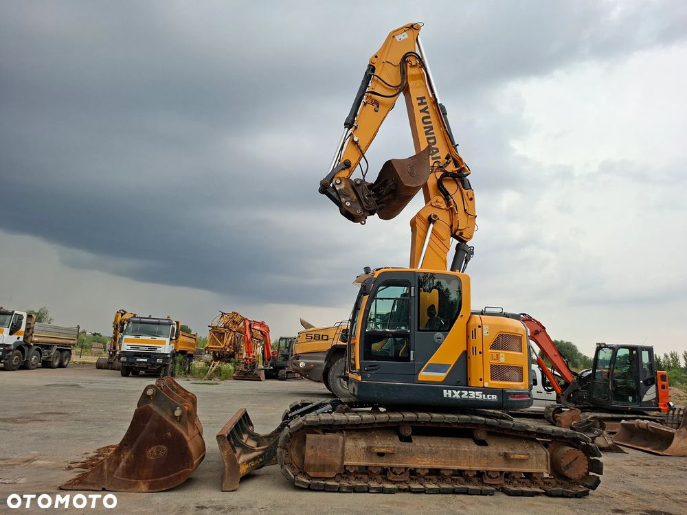 Hyundai HX235 LCR - 40