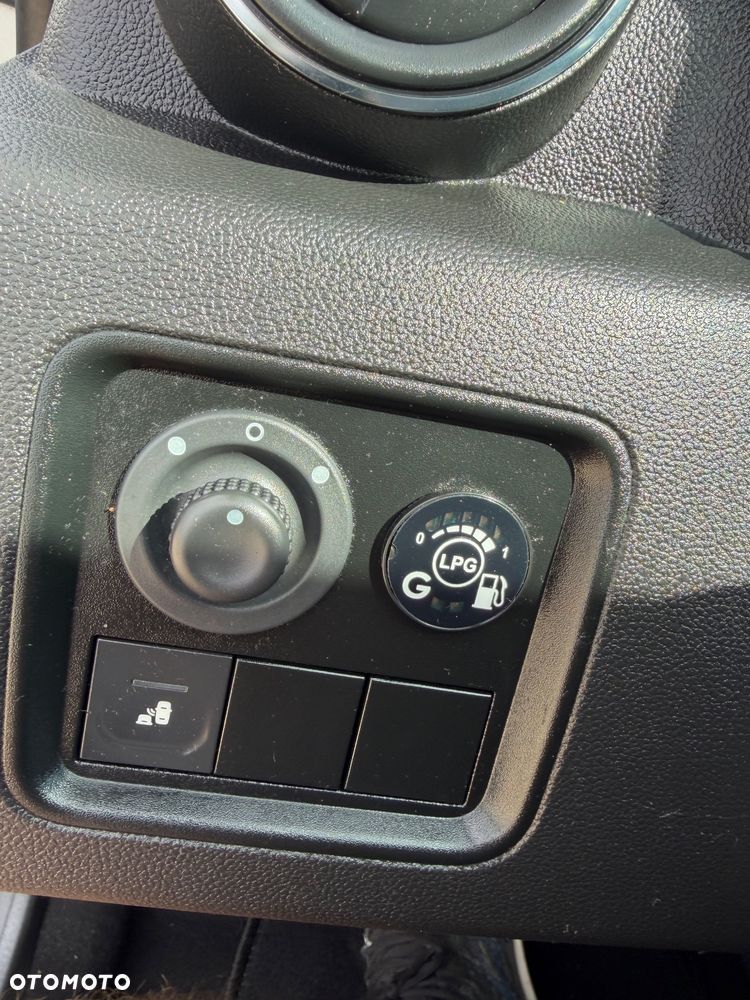 Dacia Duster 1.6 SCe Comfort - 14