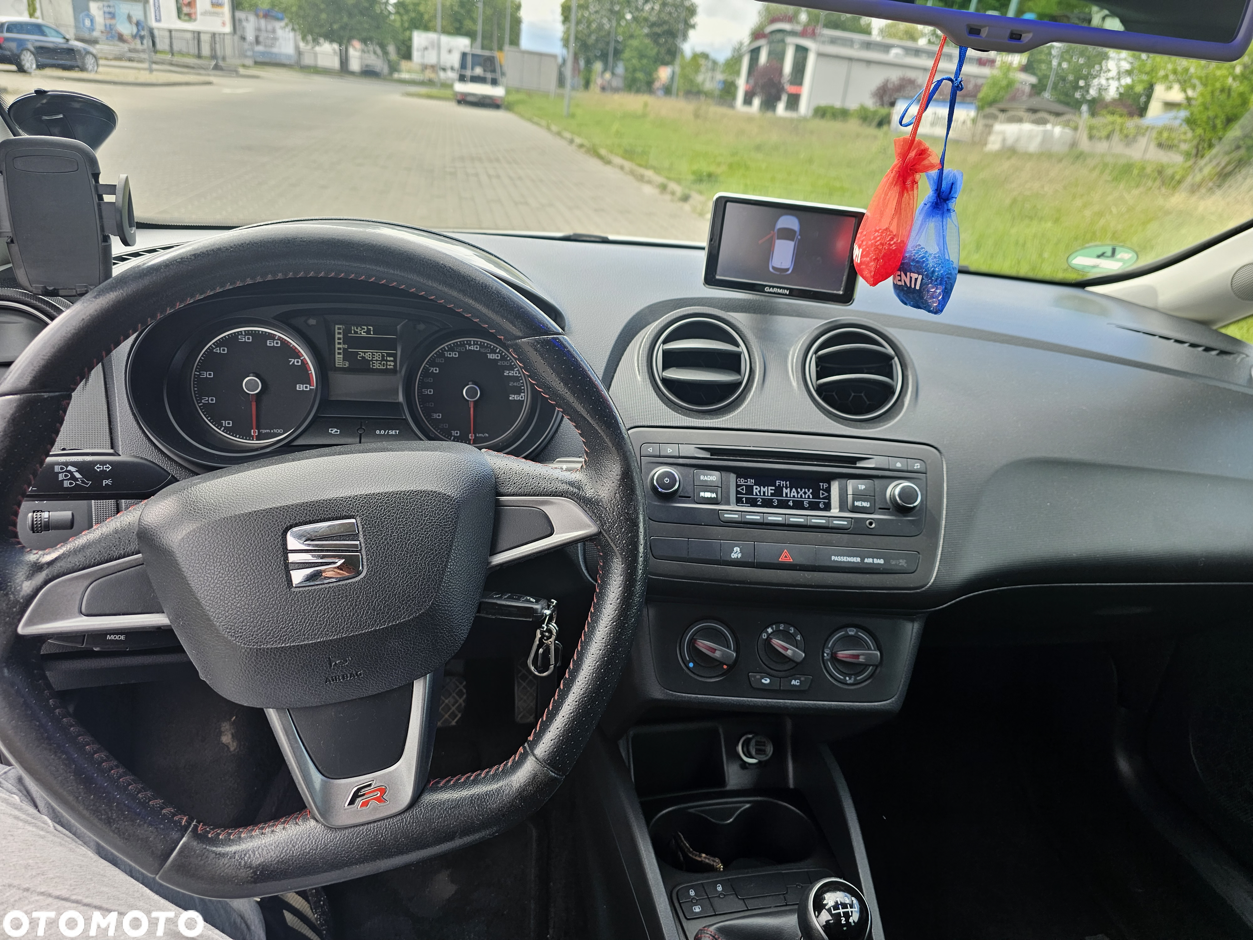 Seat Ibiza SC 1.2 TSI FR - 7
