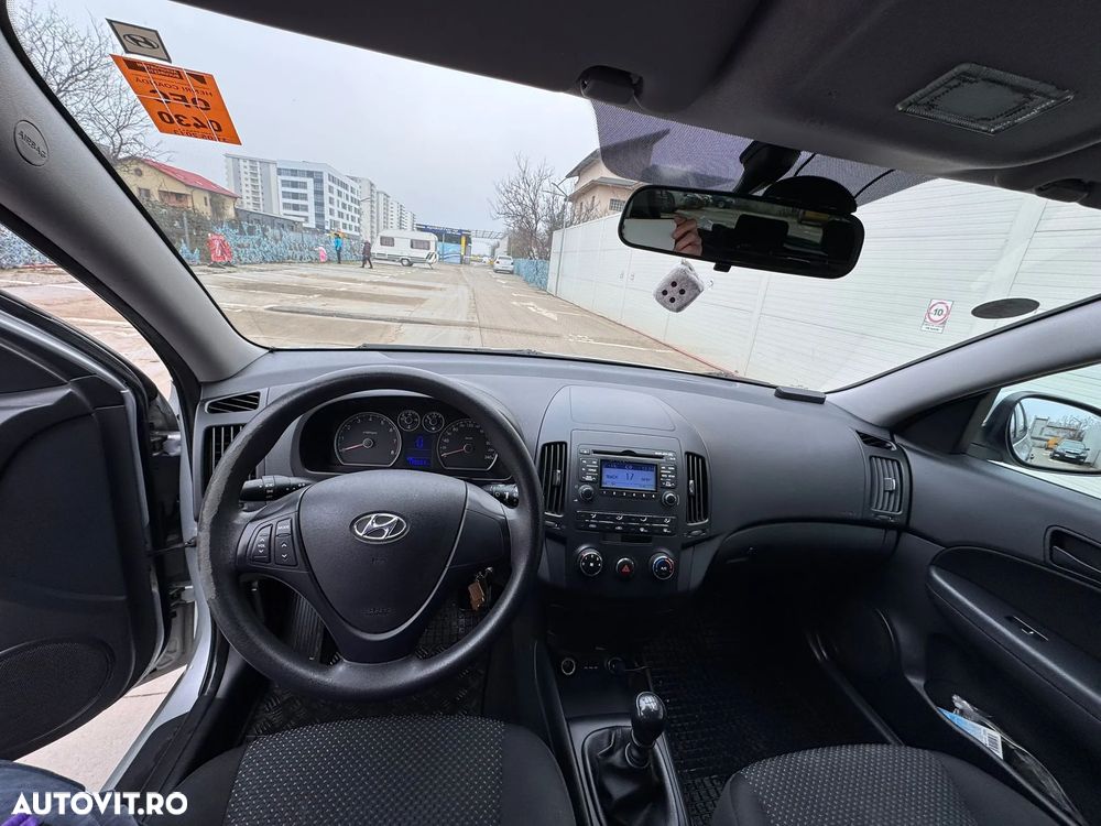 Hyundai i30 1.4 DOHC GL CLASSIC - 8