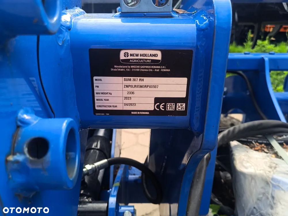New Holland Fabrycznie nowy SUM 3 m. - 4
