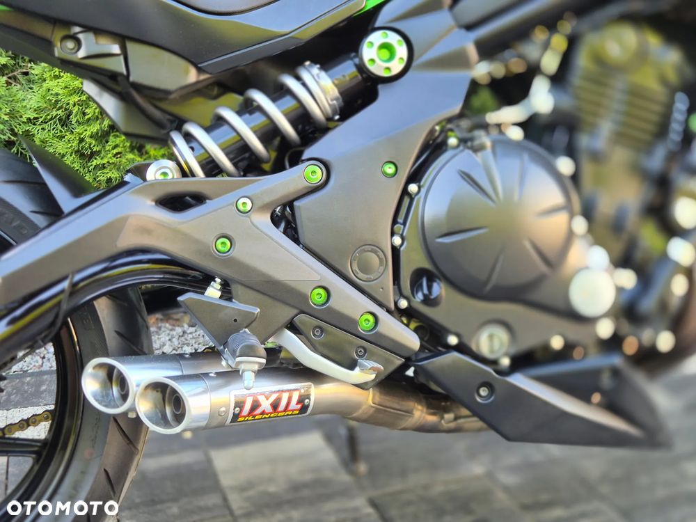 Kawasaki ER - 9