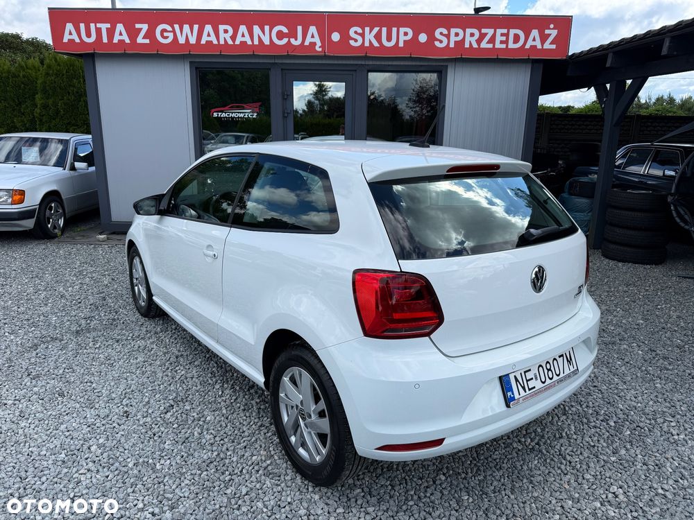 Volkswagen Polo - 8