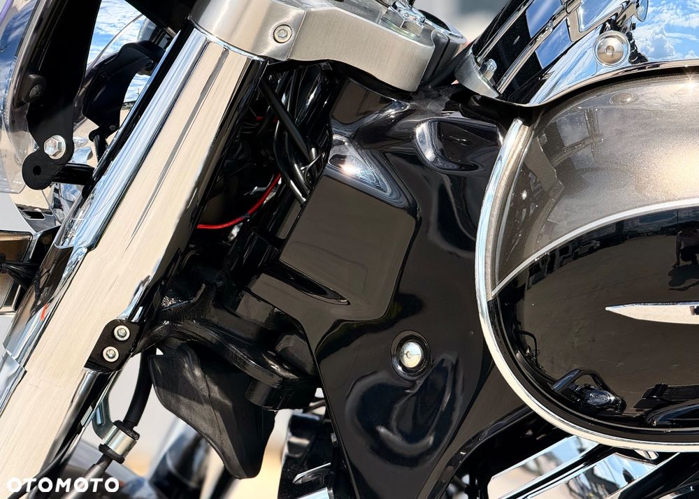 Suzuki VL 1500 Intruder LC - Boulevard C90 - 35