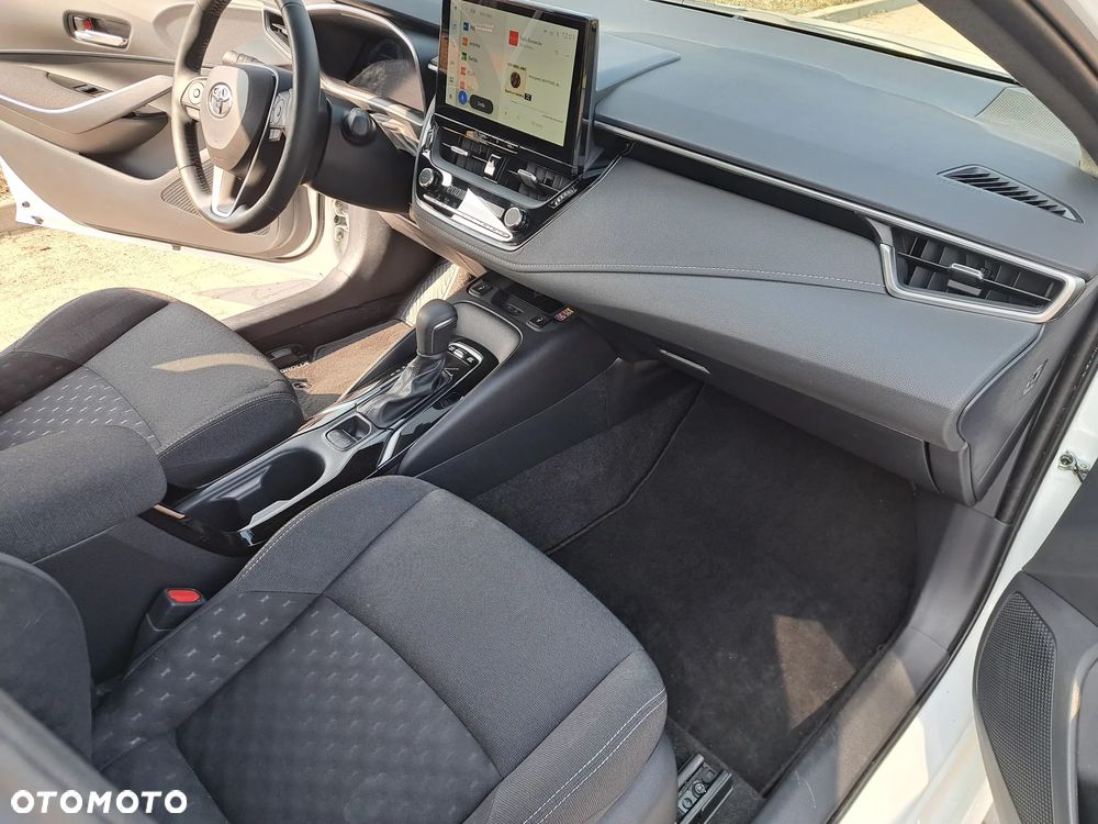 Toyota Corolla 1.8 Hybrid Comfort - 19