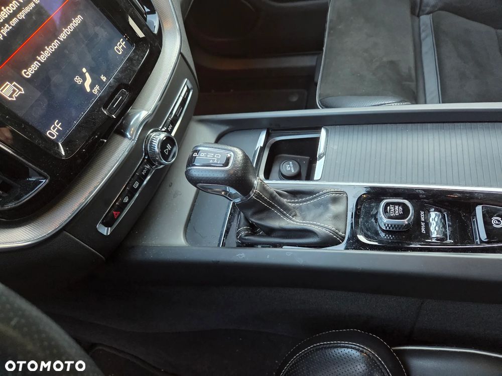Volvo XC 60 D4 Geartronic RDesign - 15