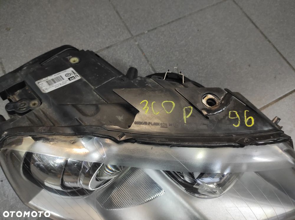 LAMPA PRZEDNIA PRAWA VW PASSAT B6 .96. LIFT BI XENON SKRĘTNY USZKODZONE MOCOWANIA  WYSYŁKA !!! - 3