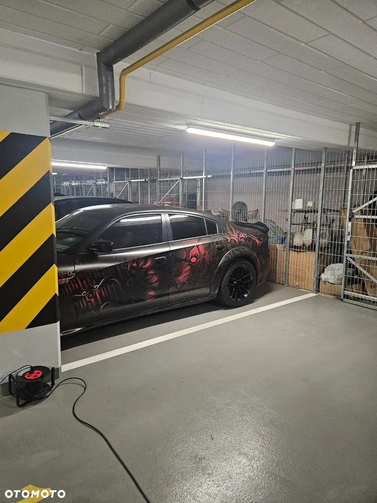 Dodge Charger 6.4 Scat Pack - 32
