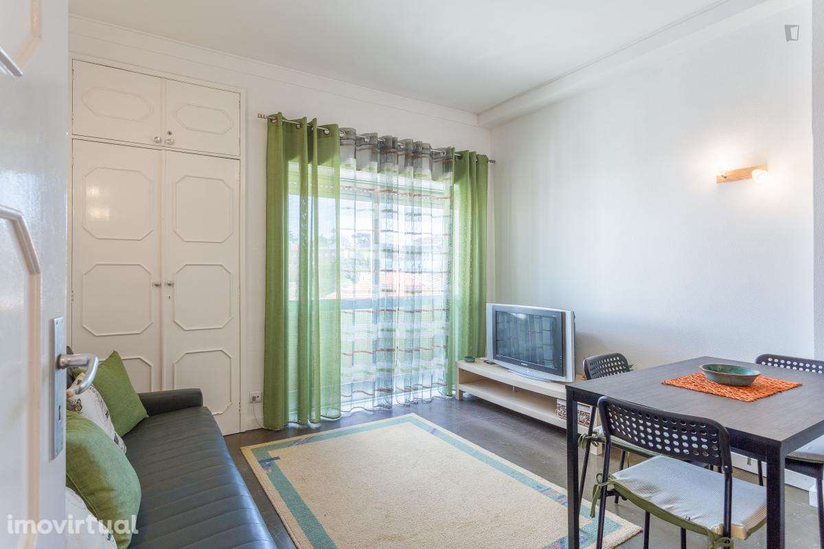 Apartamento com 1 quartos - localizado em Sé Porto - Grande imagem: 2/31