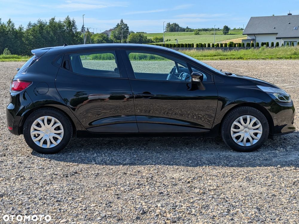 Renault Clio 1.2 16V Limited - 19