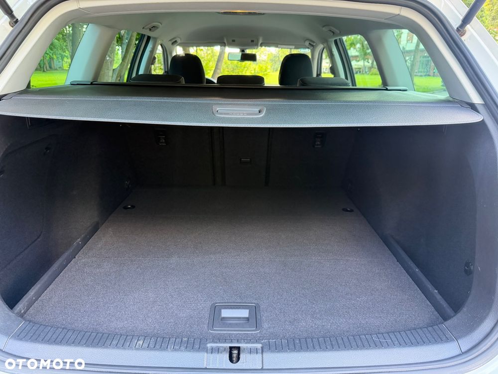 Volkswagen Golf Variant 2.0 TDI (BlueMotion Technology) Highline - 20