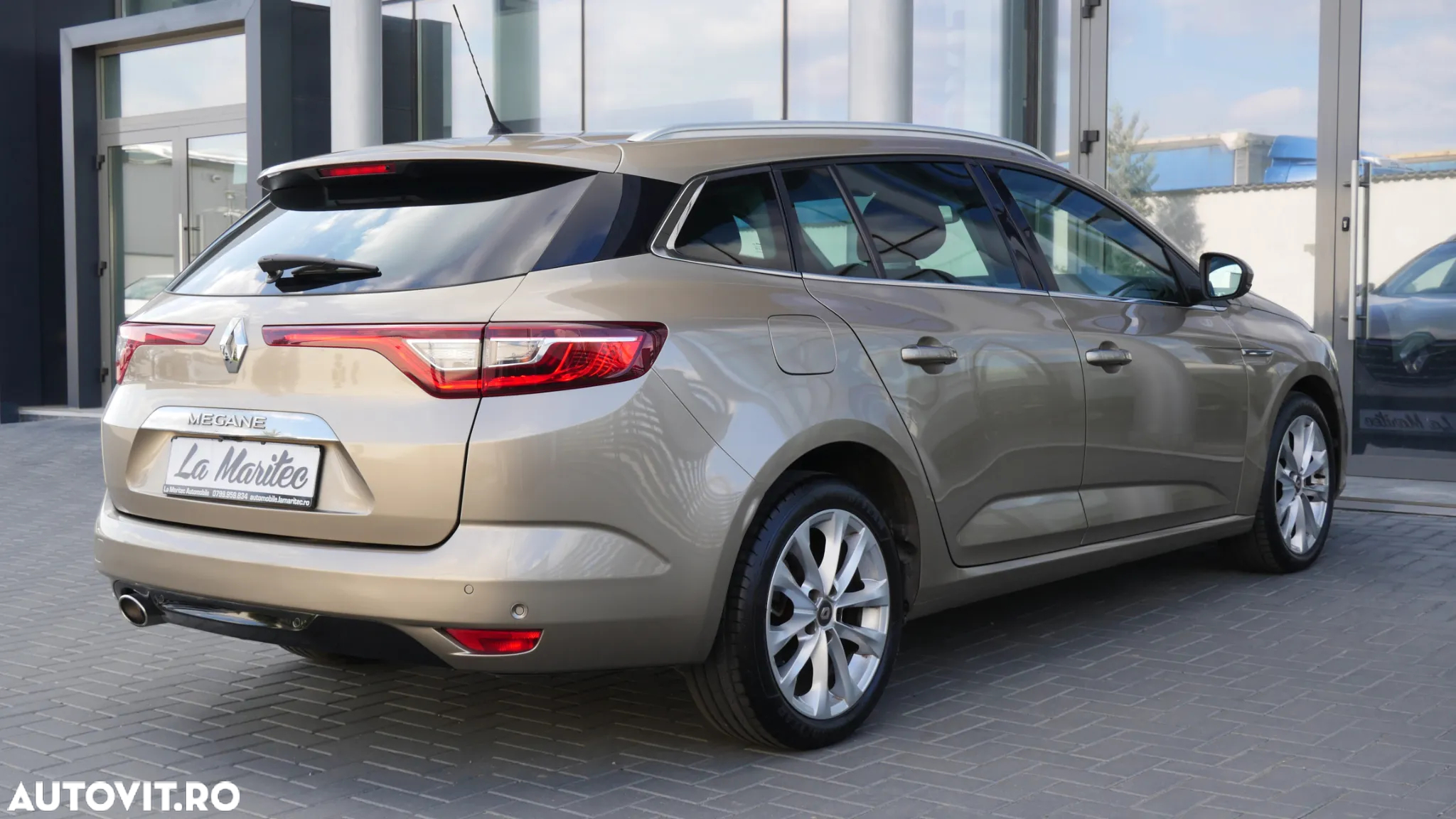 Renault Megane - 11