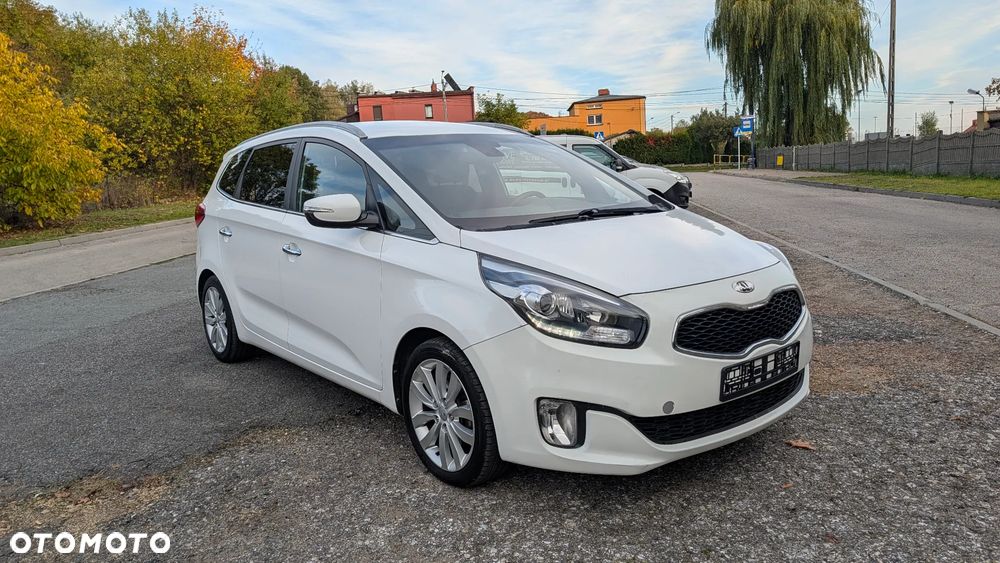 Kia Carens