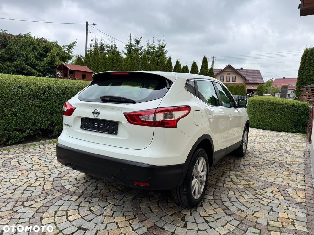Nissan Qashqai 1.2 DIG-T Visia - 6