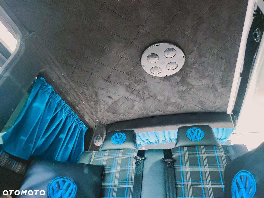 Volkswagen Transporter - 8