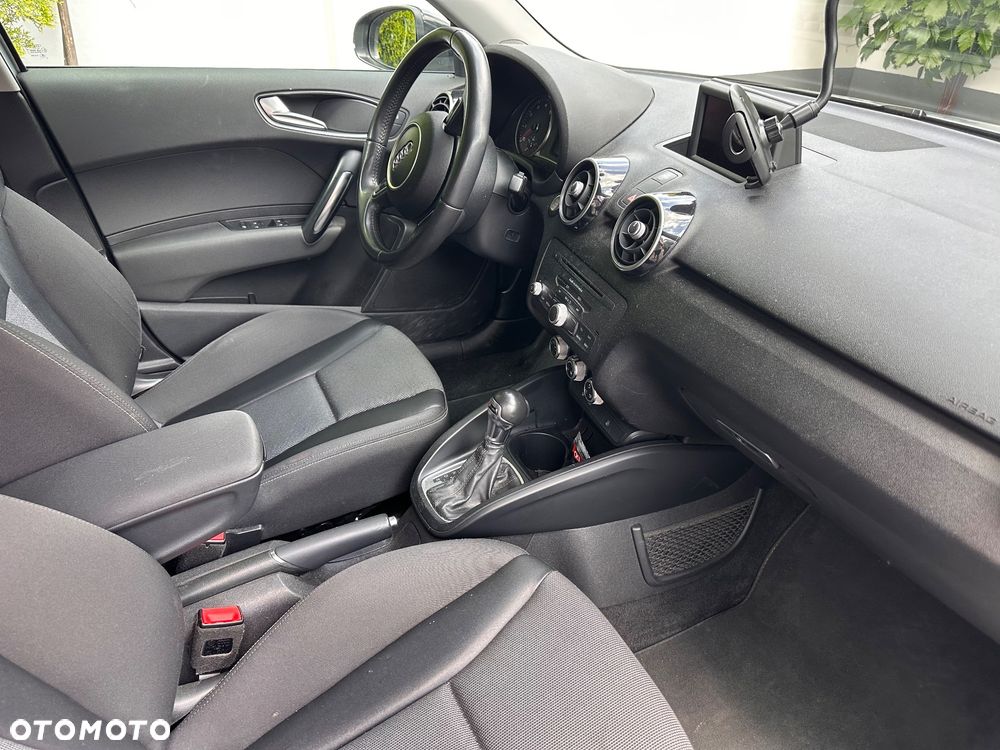 Audi A1 Sportback 1.4 TFSI cylinder on demand S tronic S line edition m S line Sportpaket - 10