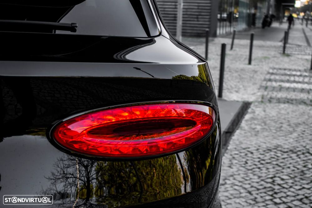 Bentley Bentayga Hybrid - 13