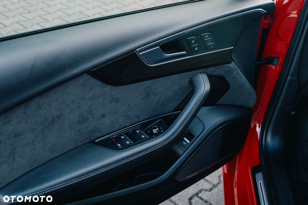 Audi S4 Limousine - 24