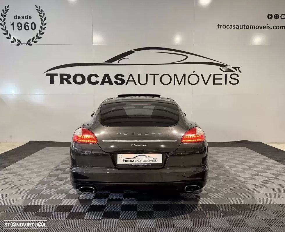 Porsche Panamera - 56