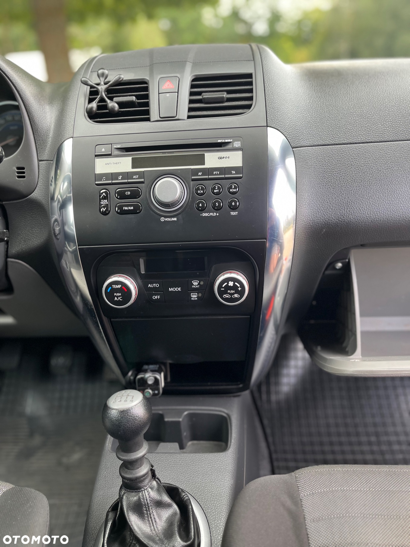 Suzuki SX4 2.0 DDiS Premium 4WD - 11