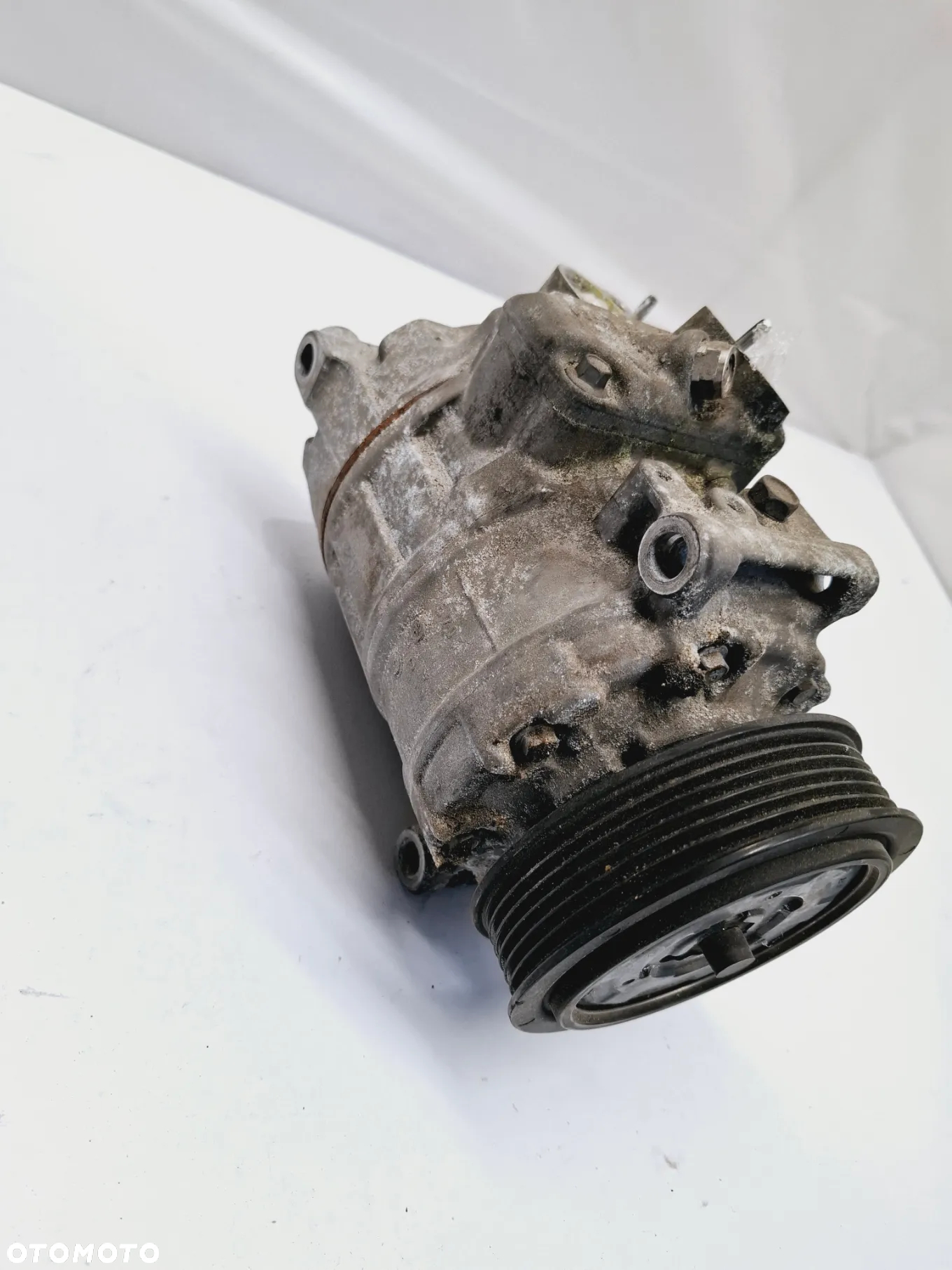 Pompa Kompresor Sprężarka Klimatyzacji 7SEU17C 2.7 3.0 TDI Audi VW - 7