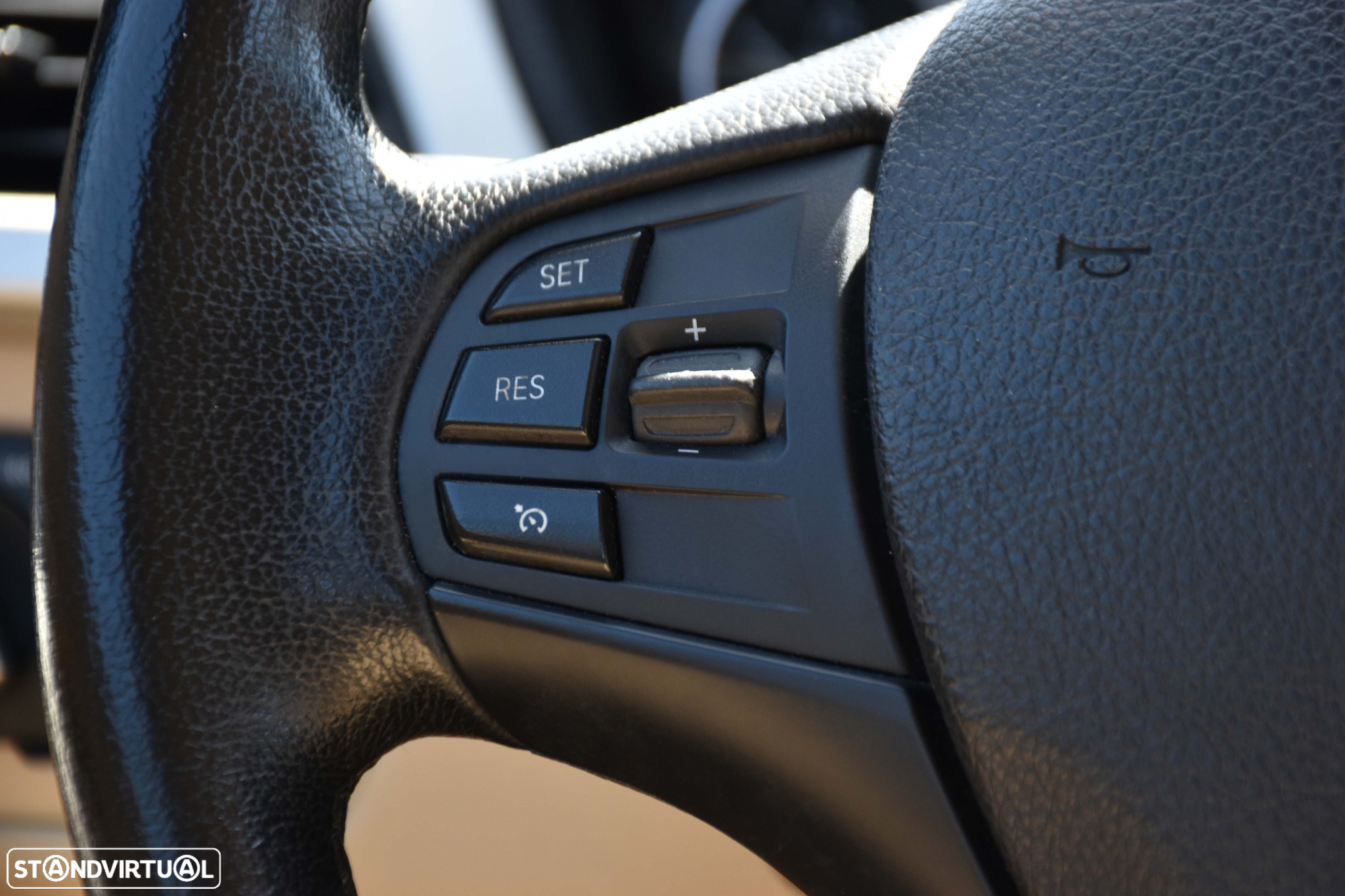 BMW 318 d Touring Auto Line Luxury - 31